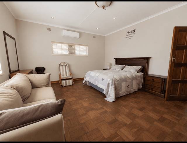 5 BEDROOM HOUSE FOR SALE IN UNITAS PARK